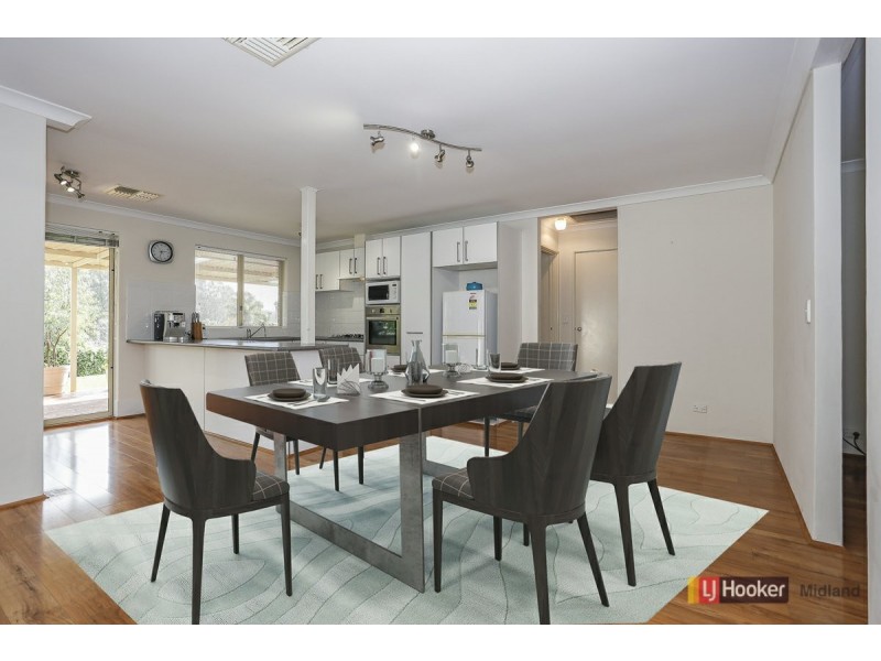 24 Harcourt Place, Bellevue WA 6056