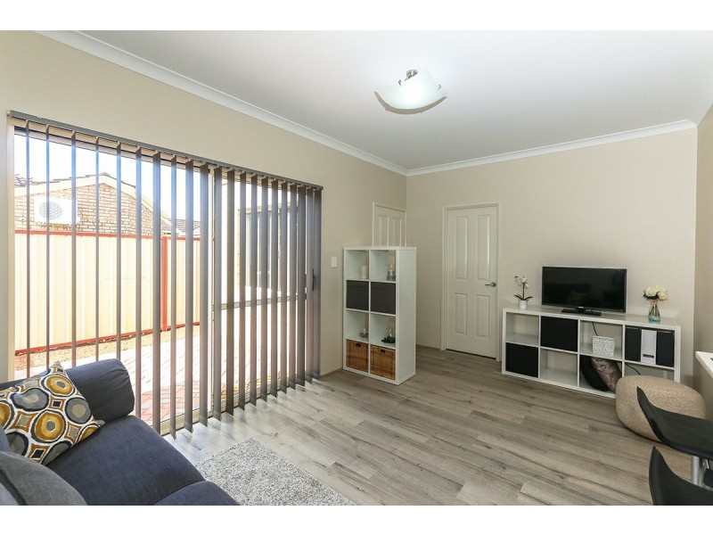 3/25A Charles Street, Midland WA 6056