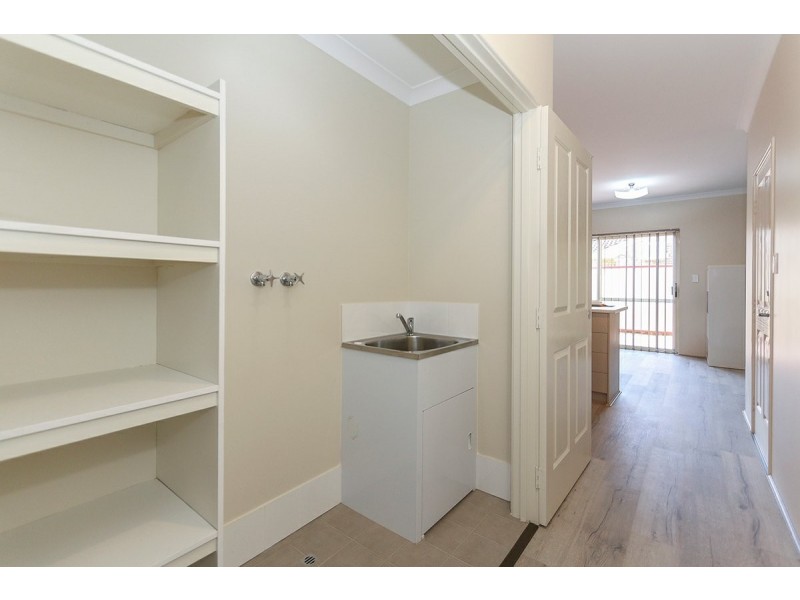 3/25A Charles Street, Midland WA 6056