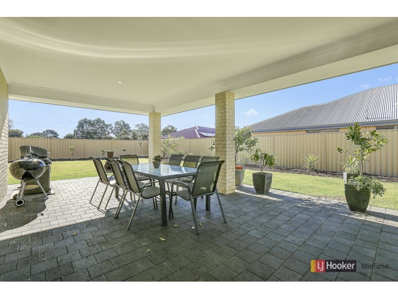 42 Cranwood Crescent, Viveash WA 6056