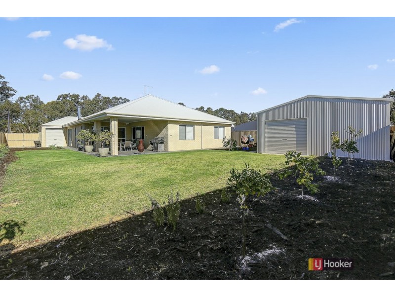 42 Cranwood Crescent, Viveash WA 6056