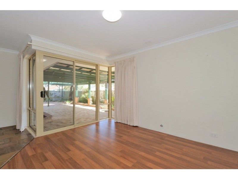 38 Edwards Entrance, Stratton WA 6056