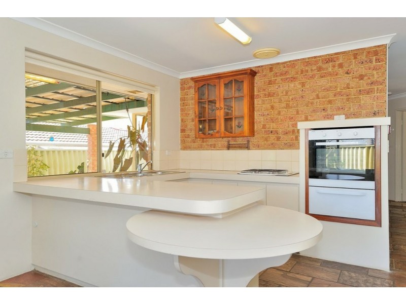 38 Edwards Entrance, Stratton WA 6056