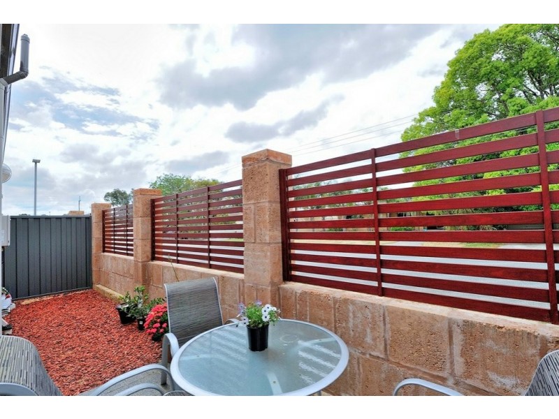 20/1 Balfour Road, Swan View WA 6056