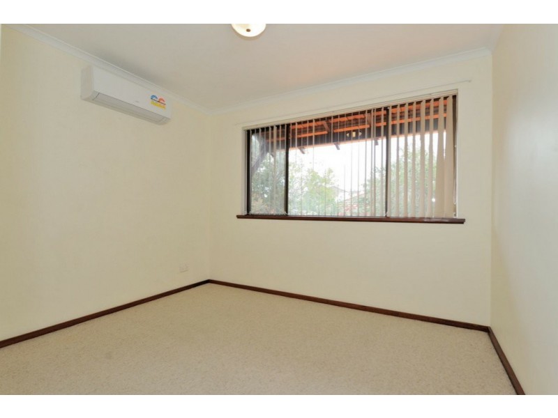 2/43 Lockhart Street, Como WA 6152