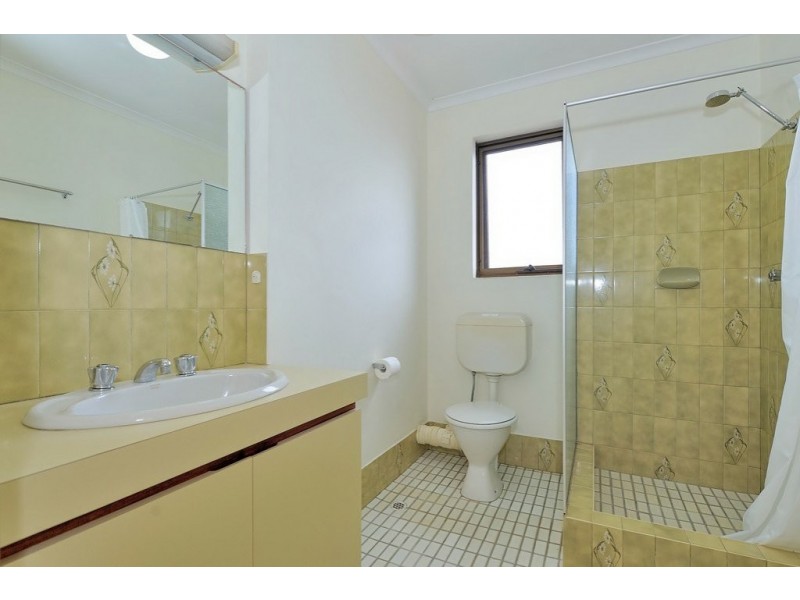 2/43 Lockhart Street, Como WA 6152
