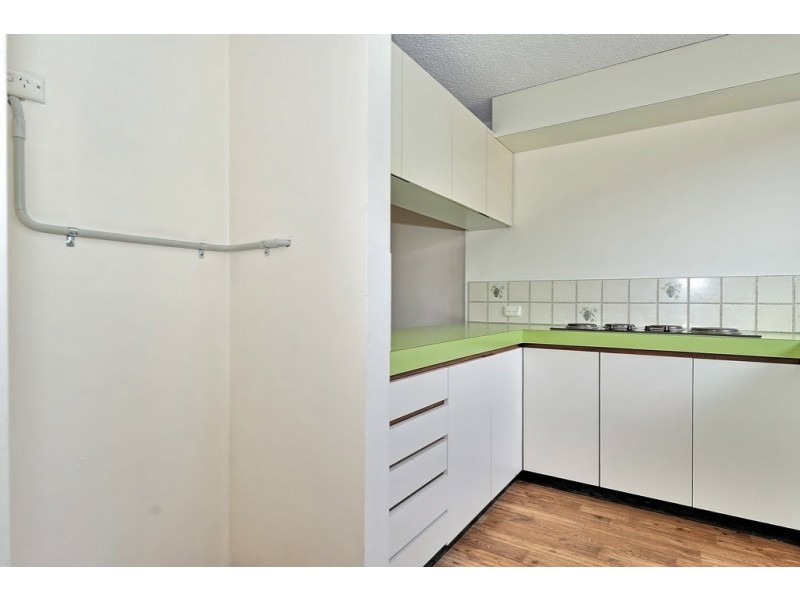 2/43 Lockhart Street, Como WA 6152