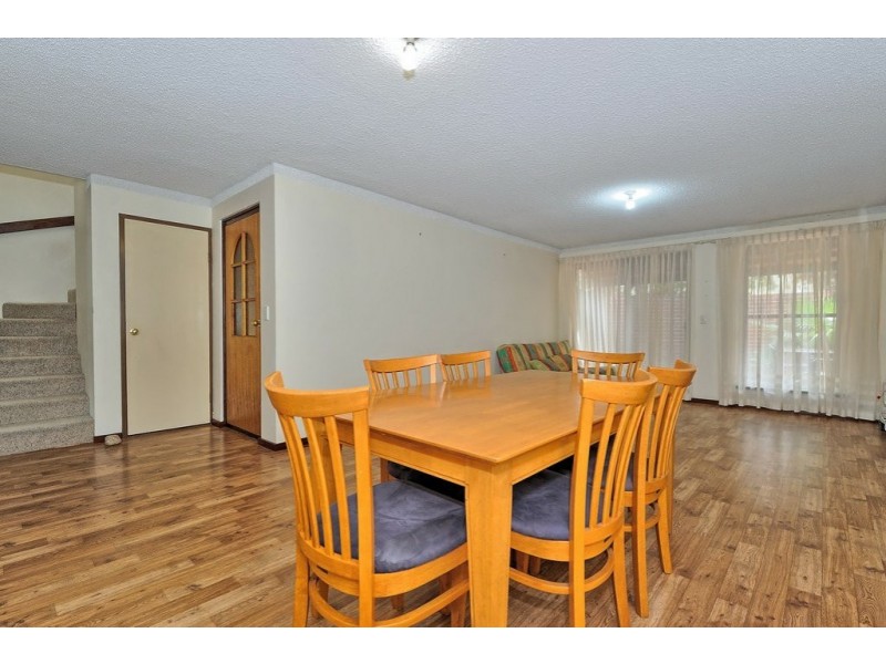 2/43 Lockhart Street, Como WA 6152