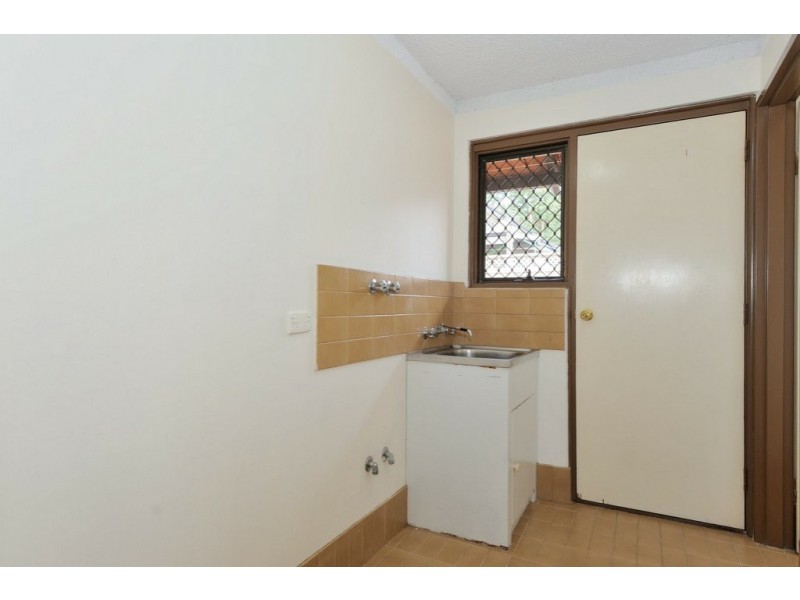 2/43 Lockhart Street, Como WA 6152