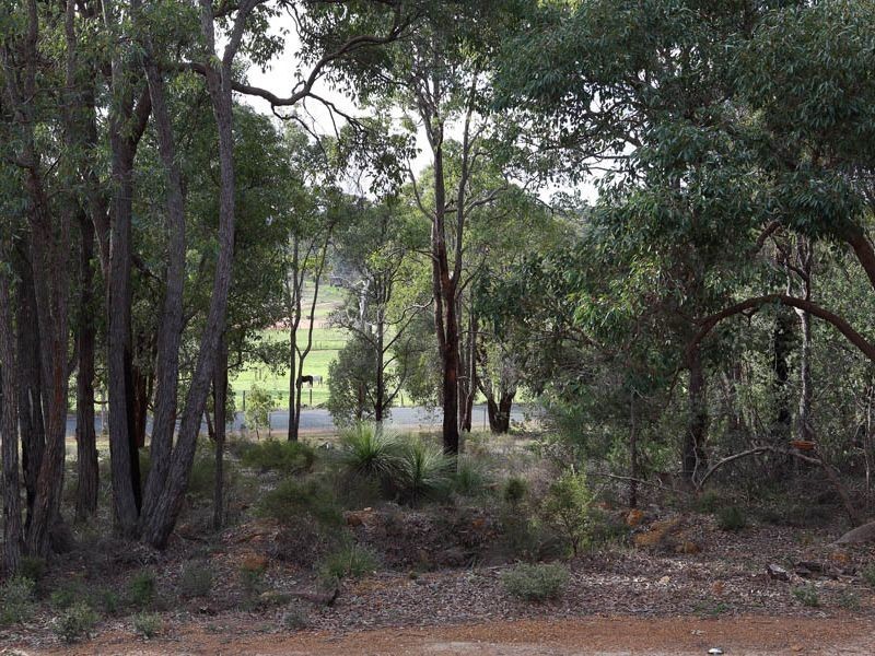 94 Old Coach Road, Gidgegannup WA 6083