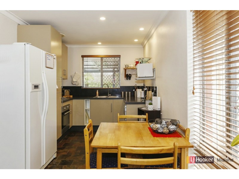 6a Moir Place, Midvale WA 6056