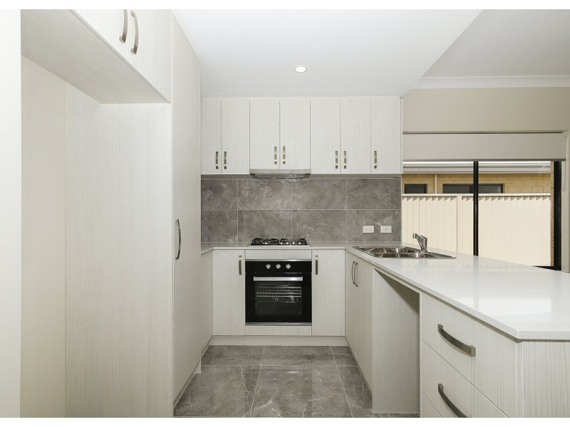 Unit 1-5/12 Wingate Ave, Hazelmere WA 6055