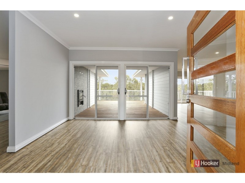 122 Flindersia Ave, Brigadoon WA 6069