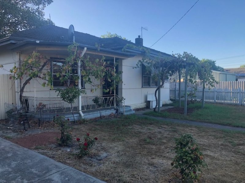 34 Wellaton Street, Midvale WA 6056