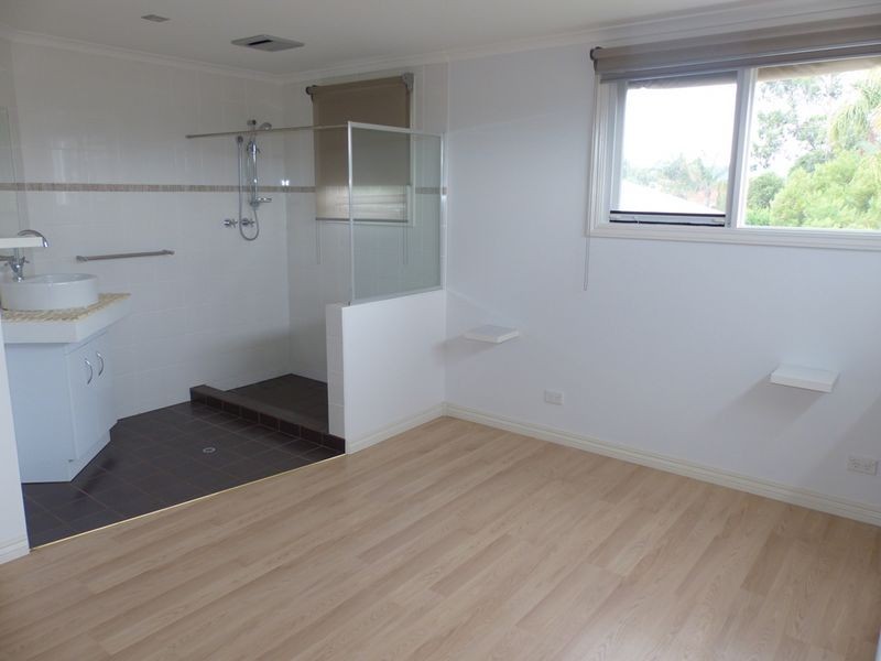 14 Edwards Ent, Stratton WA 6056