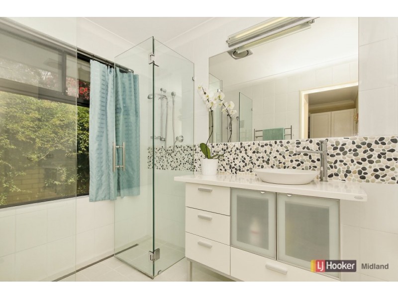 50 Bernley Drive, Viveash WA 6056