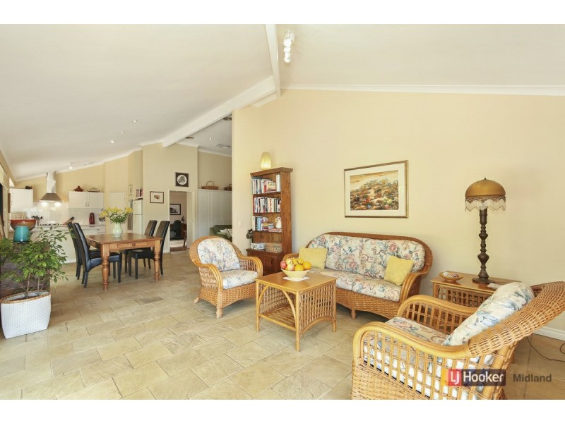 50 Bernley Drive, Viveash WA 6056