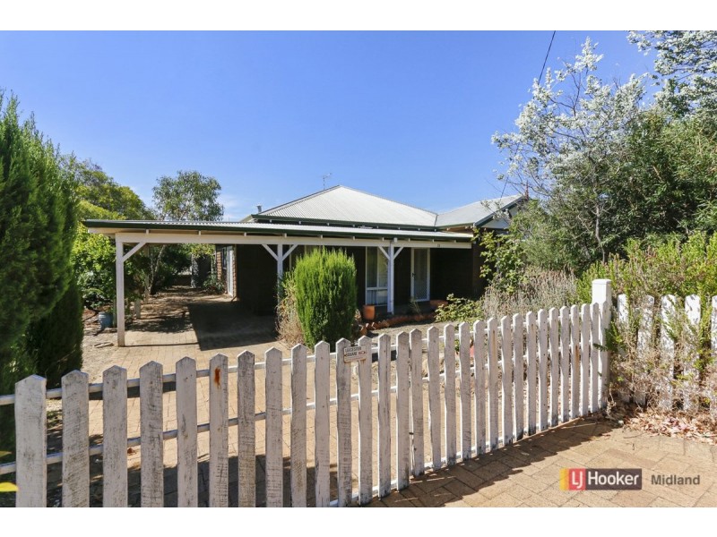 13 Buckingham Road, Swan View WA 6056
