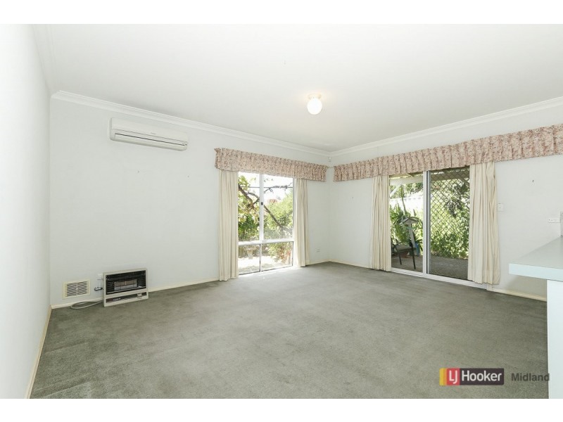 13 Buckingham Road, Swan View WA 6056