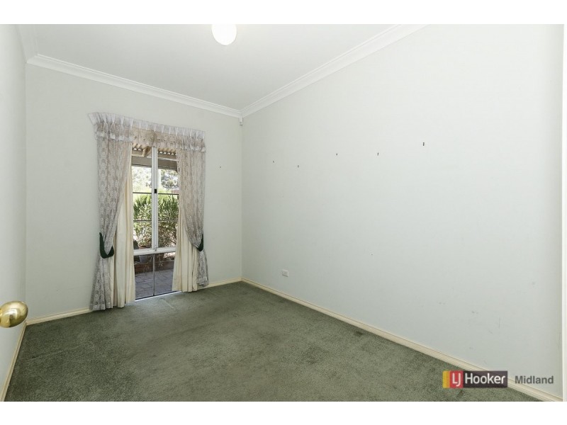 13 Buckingham Road, Swan View WA 6056