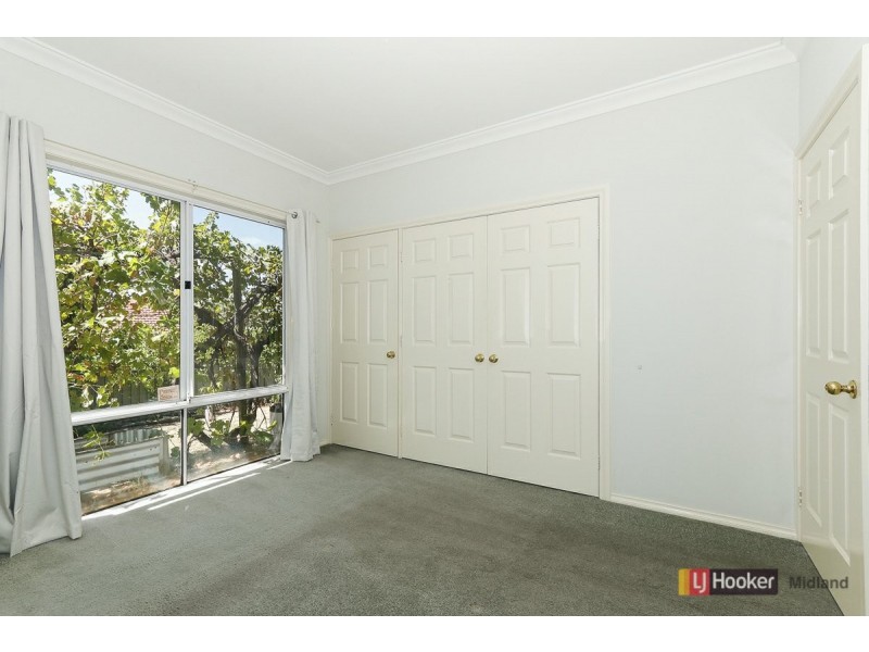 13 Buckingham Road, Swan View WA 6056