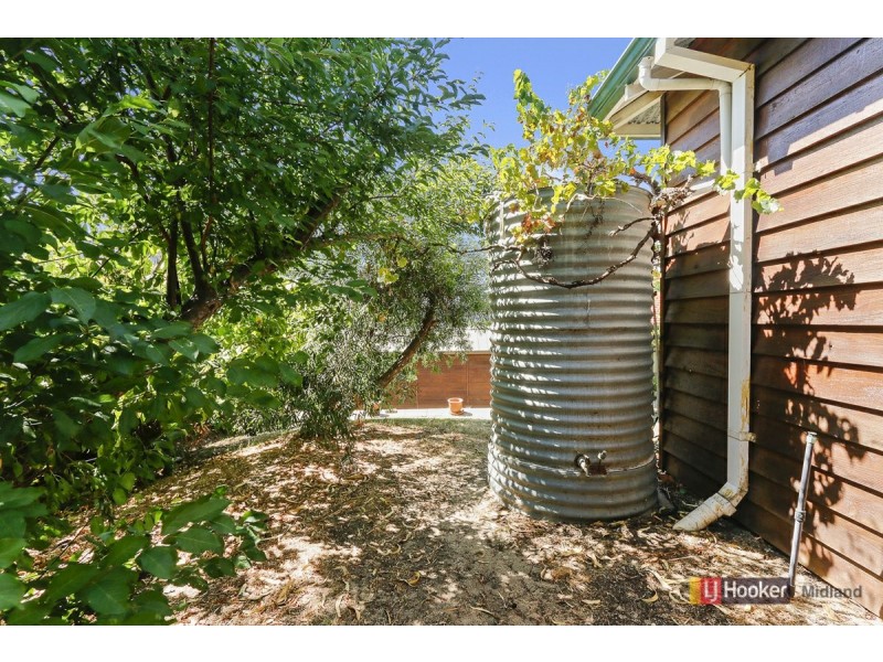 13 Buckingham Road, Swan View WA 6056