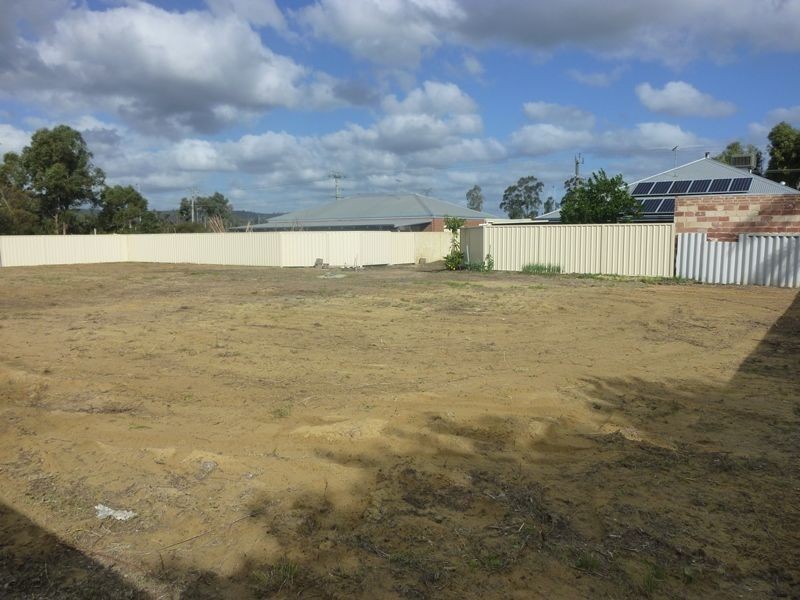25A Bishop Road, Middle Swan WA 6056