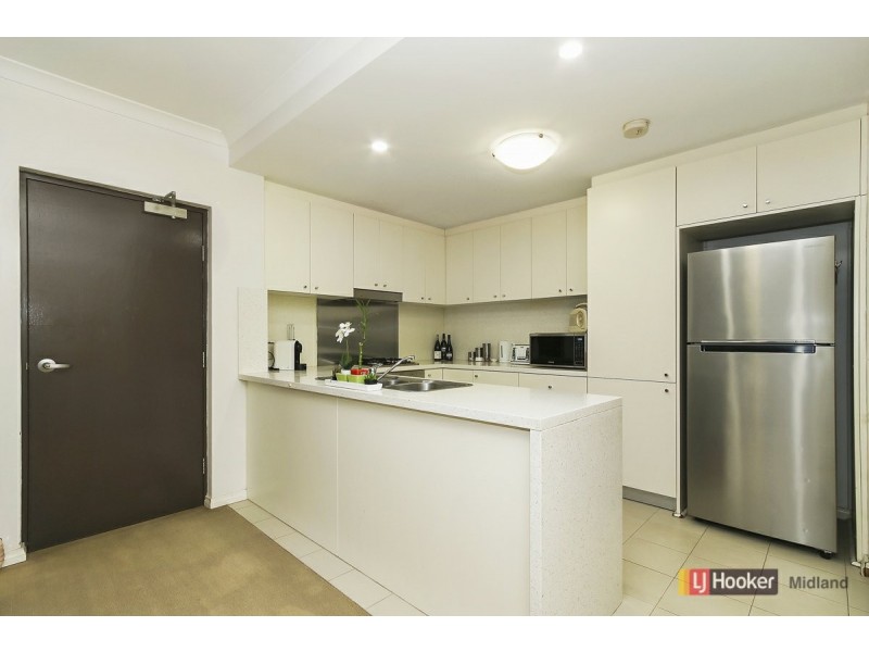 3/42 The Crescent, Midland WA 6056