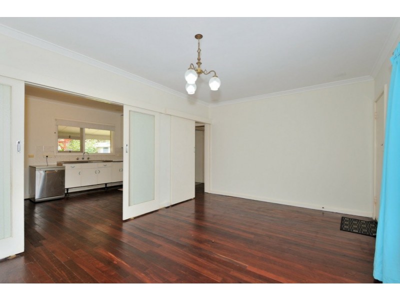 13 Avon Crescent, Viveash WA 6056