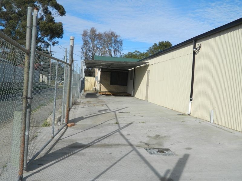 73 Clayton Street, Bellevue WA 6056