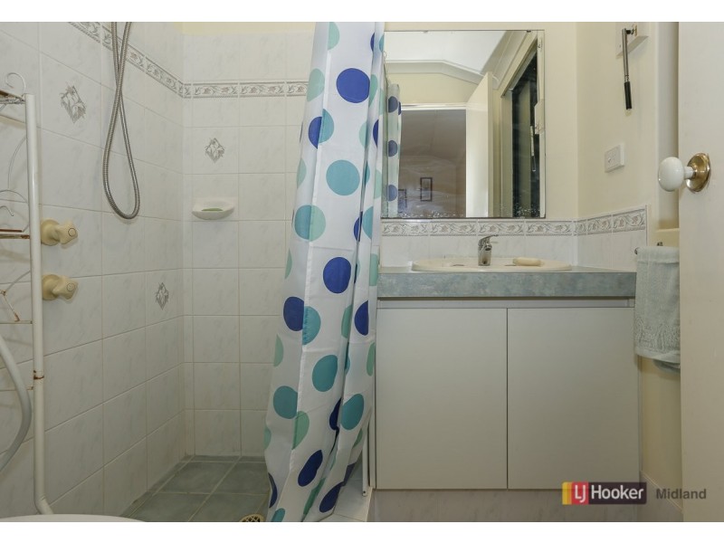11 Corvina Place, Caversham WA 6055