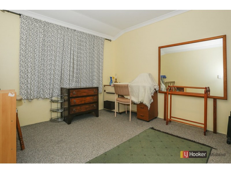 11 Corvina Place, Caversham WA 6055