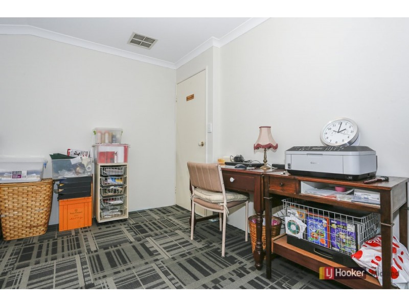 11 Corvina Place, Caversham WA 6055