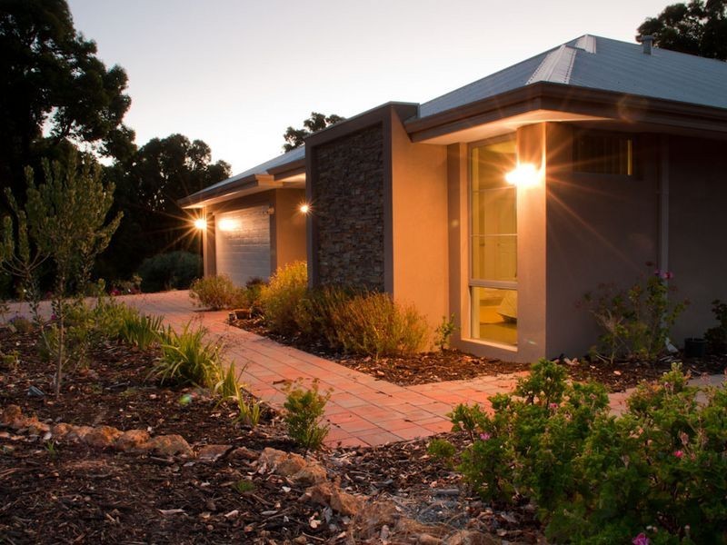 75 Tomallan Cl, Parkerville WA 6081