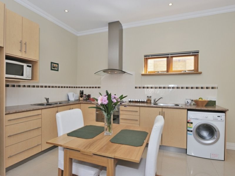 Unit 4/26 The Crescent, Midland WA 6056