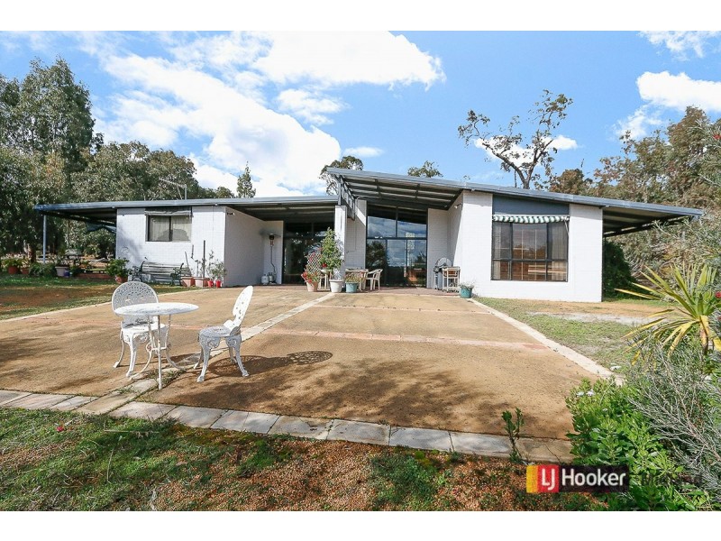 1120 Berry Road, Gidgegannup WA 6083