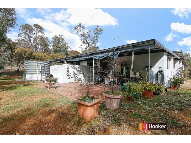 1120 Berry Road, Gidgegannup WA 6083