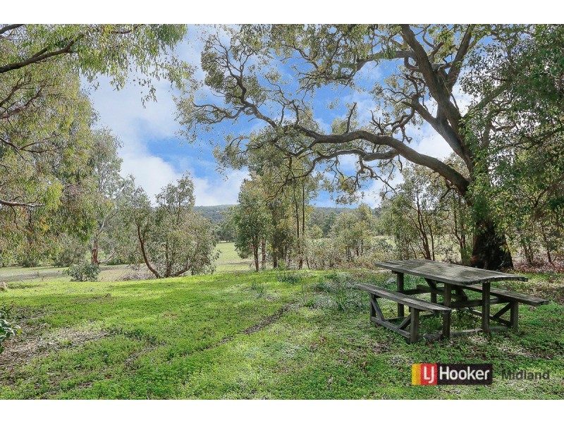 1120 Berry Road, Gidgegannup WA 6083
