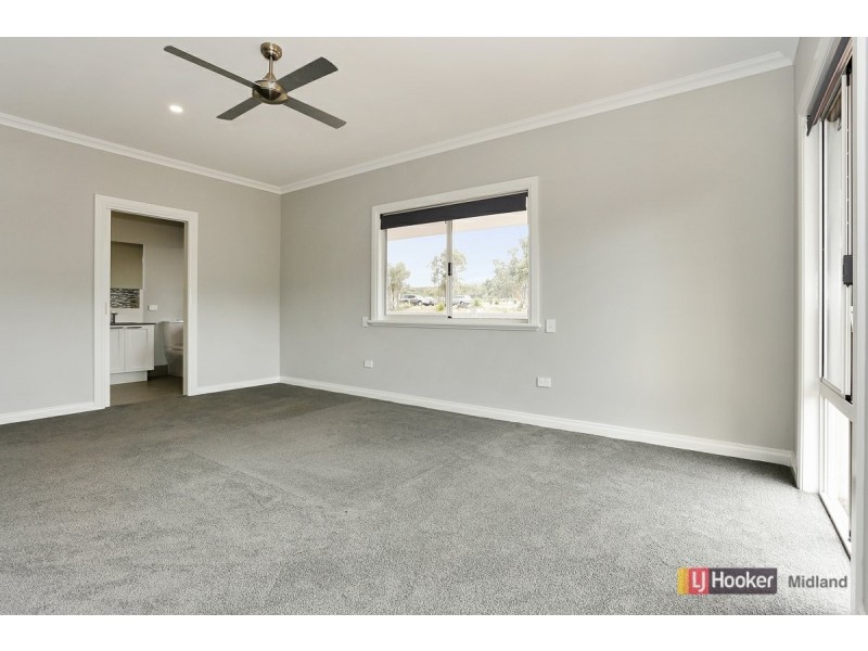 122 Flindersia Avenue, Brigadoon WA 6069