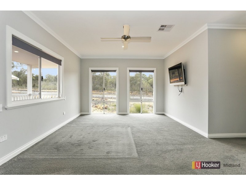 122 Flindersia Avenue, Brigadoon WA 6069