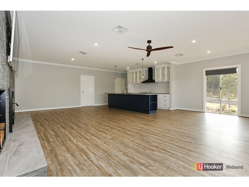 122 Flindersia Avenue, Brigadoon WA 6069