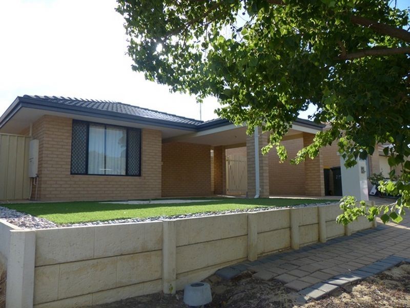 22 Hodges Street, Middle Swan WA 6056