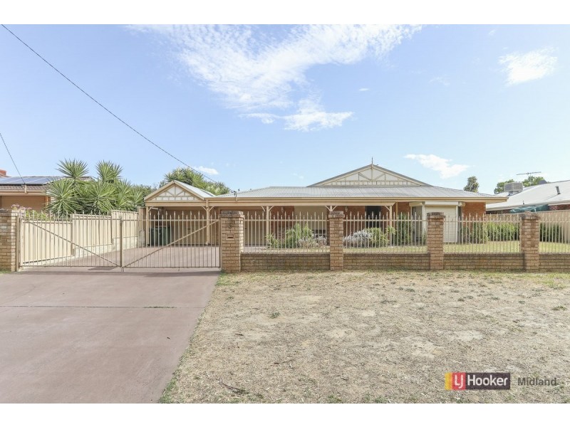 5 Balmain Road, Greenmount WA 6056