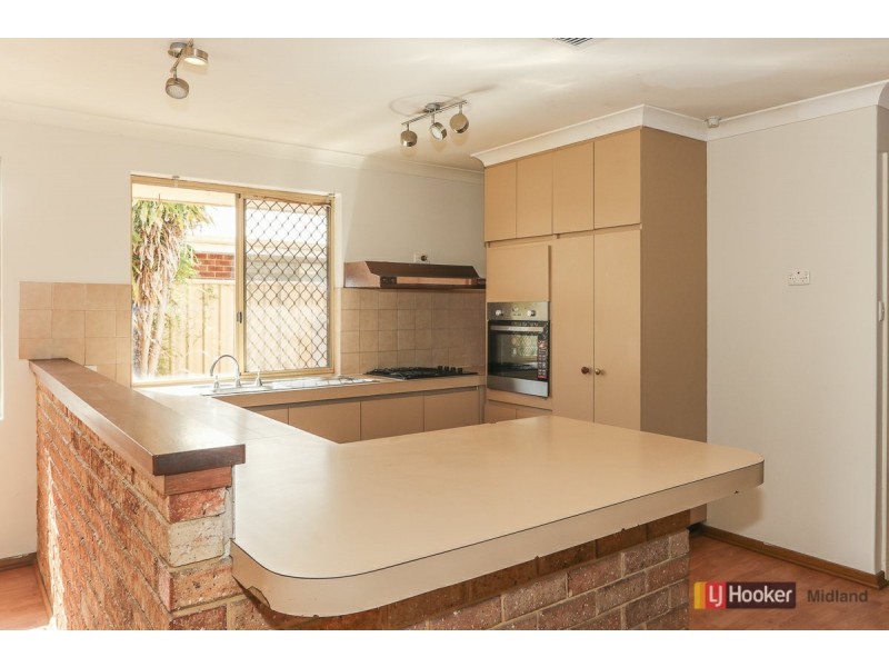 5 Balmain Road, Greenmount WA 6056