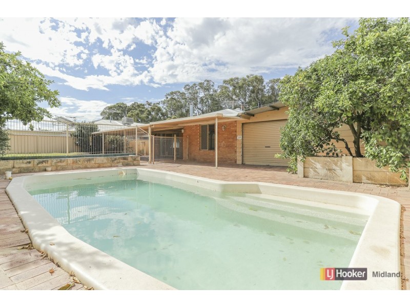 5 Balmain Road, Greenmount WA 6056