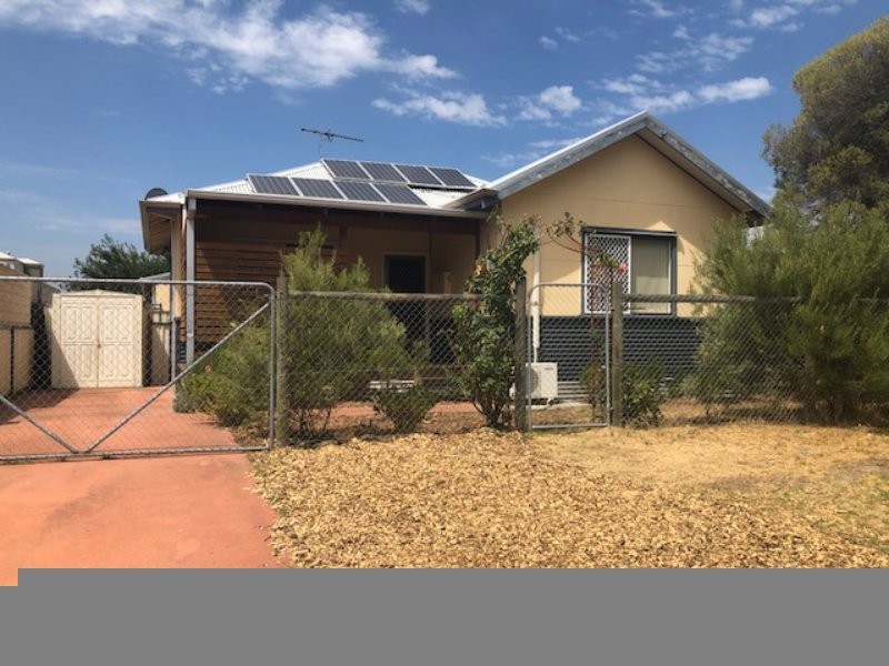 28 Wroxton Street, Midland WA 6056