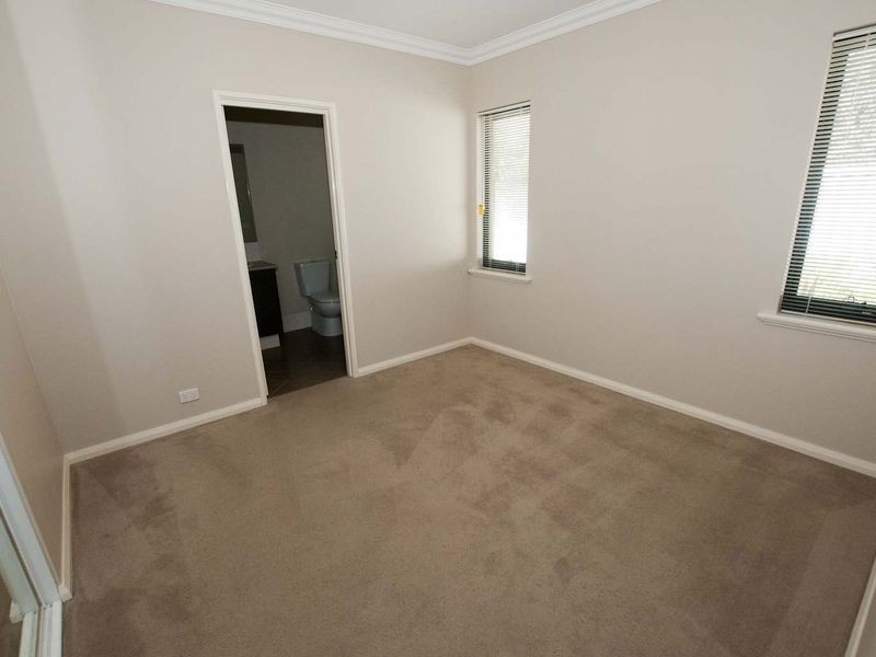 2/24 Cope Street, Midland WA 6056