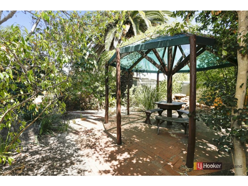 9 Rosmead Ave, Beechboro WA 6063