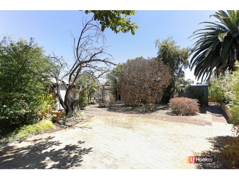 9 Rosmead Ave, Beechboro WA 6063