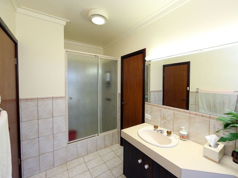 37 Hillside Place, Bullsbrook WA 6084